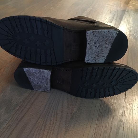 Frye Boots Natalie Engineer Short - Picture 2 of 3